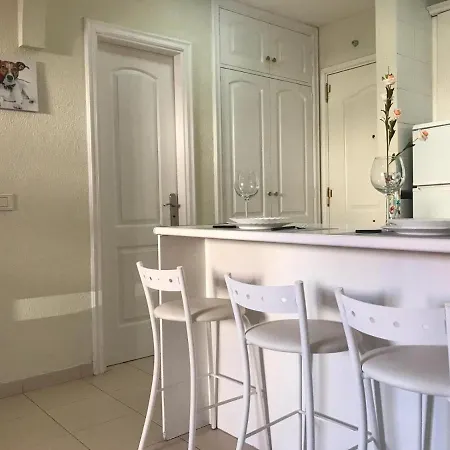 Luxury Balcon Del Mar * طوستا ديل سيلونثيو