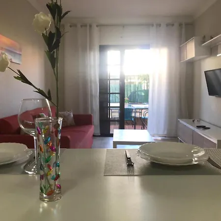 Luxury Balcon Del Mar * طوستا ديل سيلونثيو